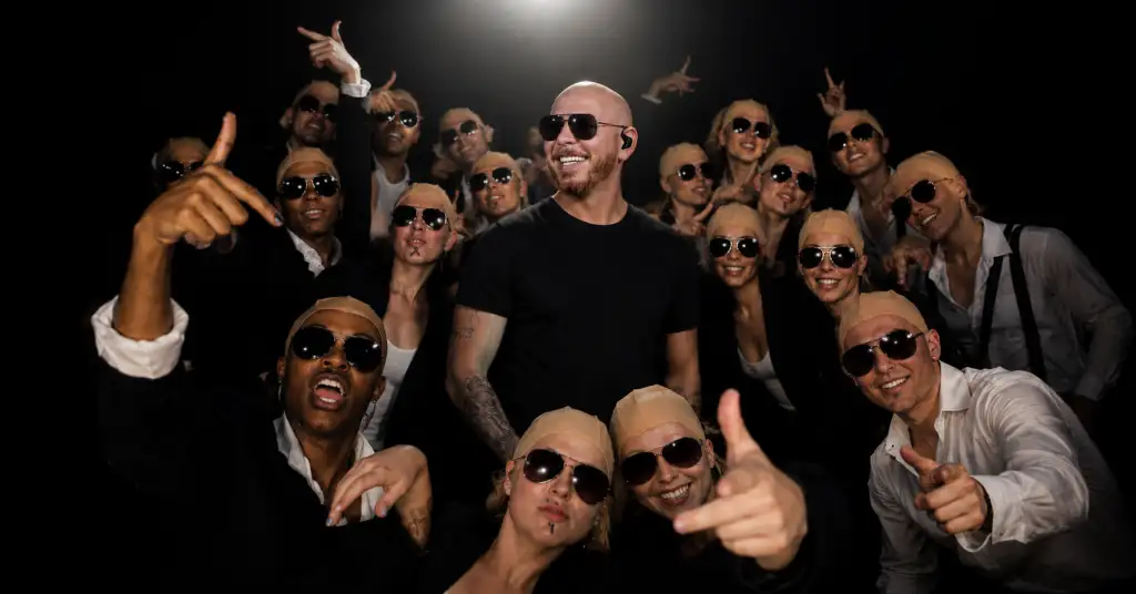 Pitbull Rave - Bald Cap Club