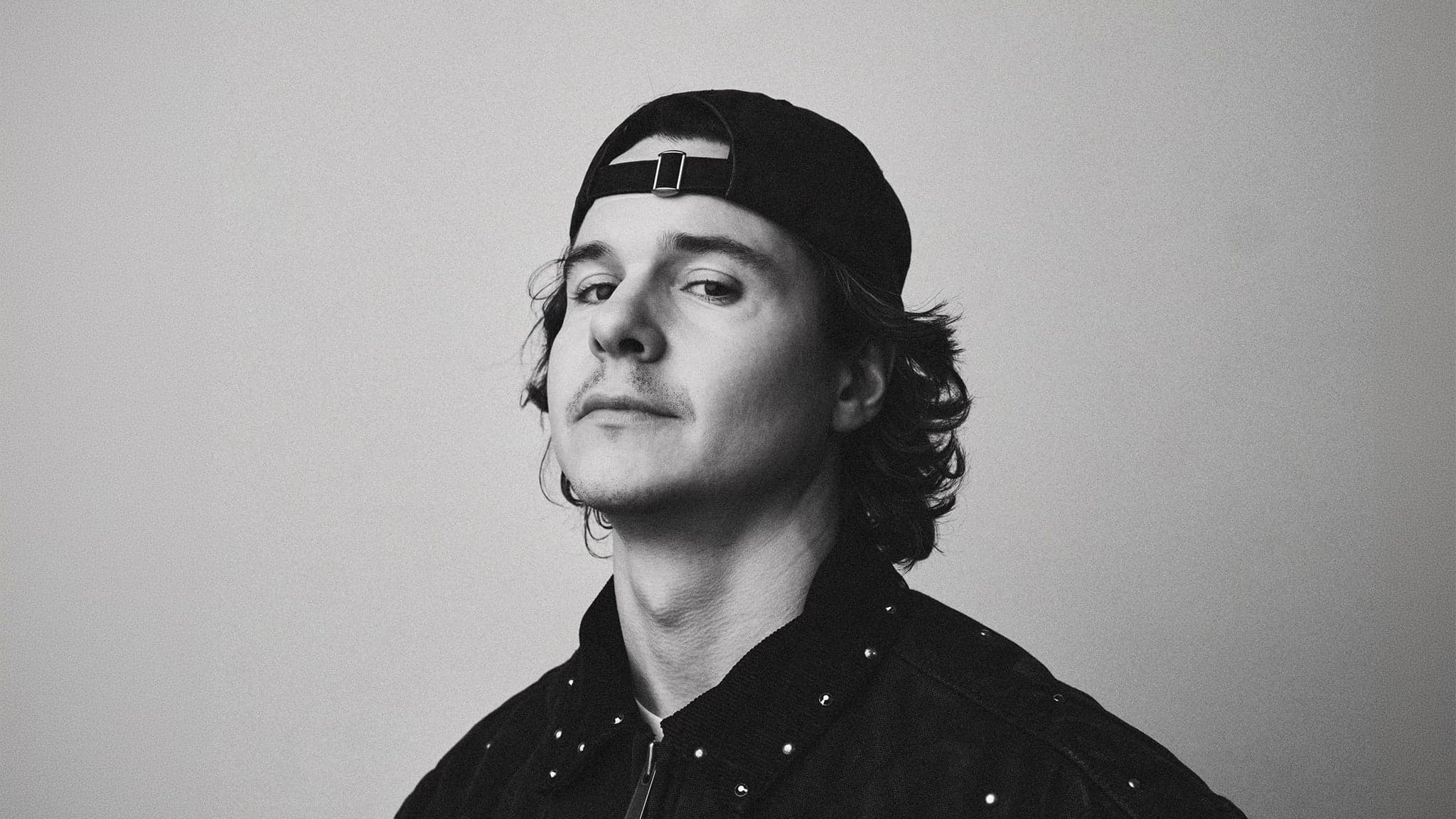 LUKAS GRAHAM