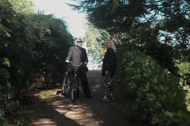 SUSANNA WALLUMRØD & HARALD LASSEN
